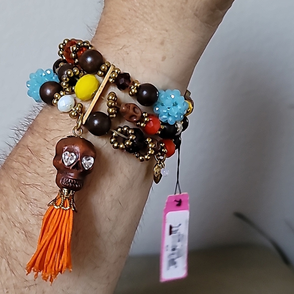 New Vintage BETSEY JOHNSON St Barts Leather Skull Head Bead Bracelet. Rare!
